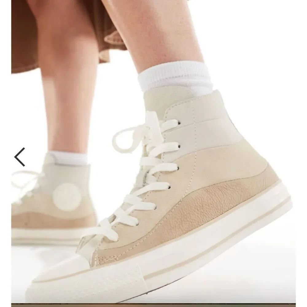 New Converse Chuck Taylor All Star High Leather Suede Women’s 8 Vanilla Latte